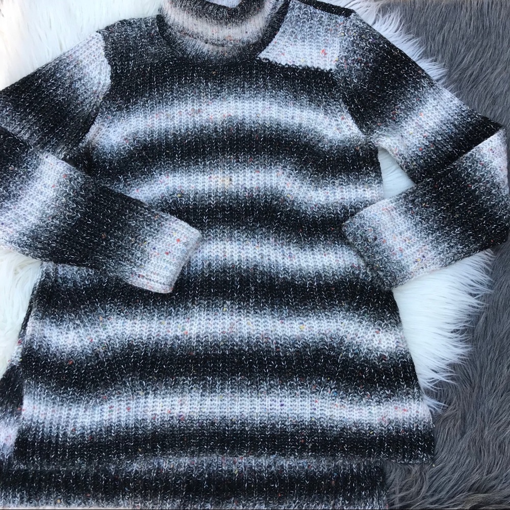 Drug Rug style turtleneck - Picture 2 of 4
